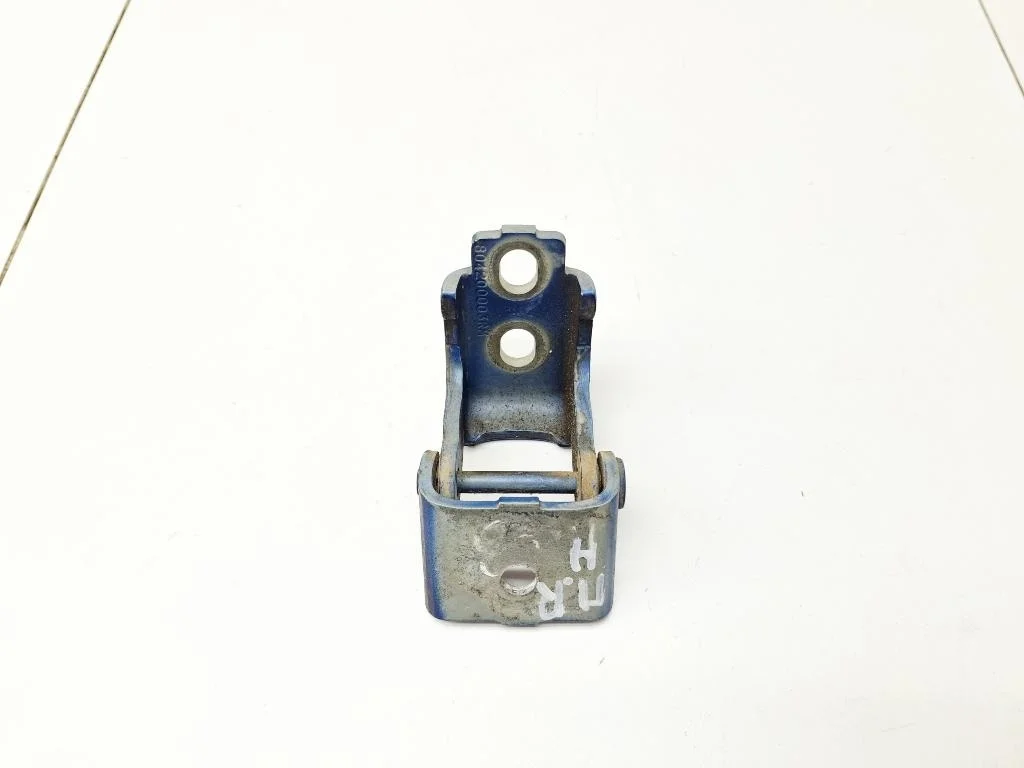 Петля двери передней правой нижняя Renault Kaptur 2020