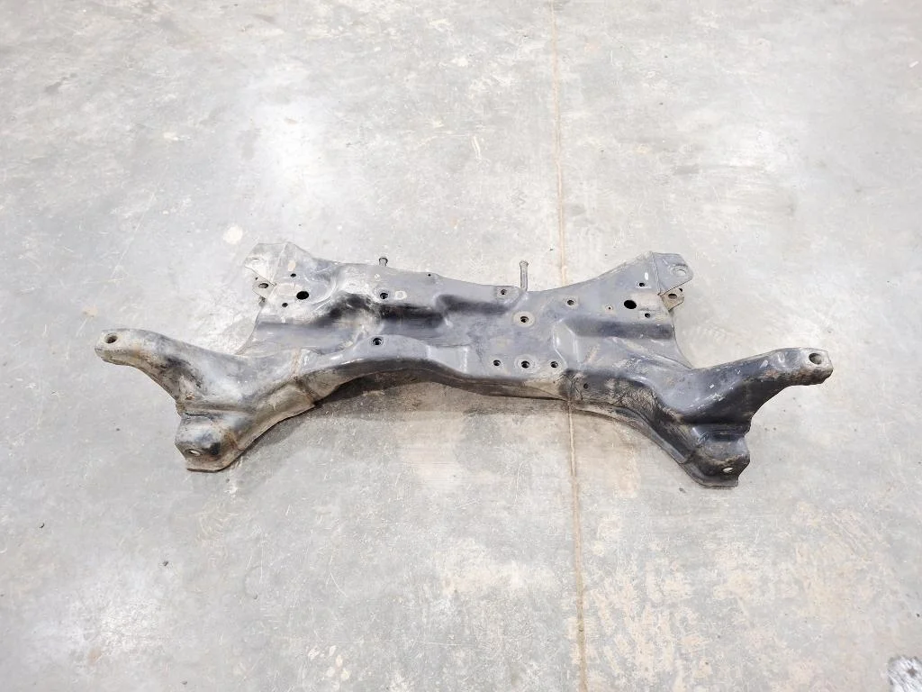 Подрамник Mitsubishi Lancer 9 CS