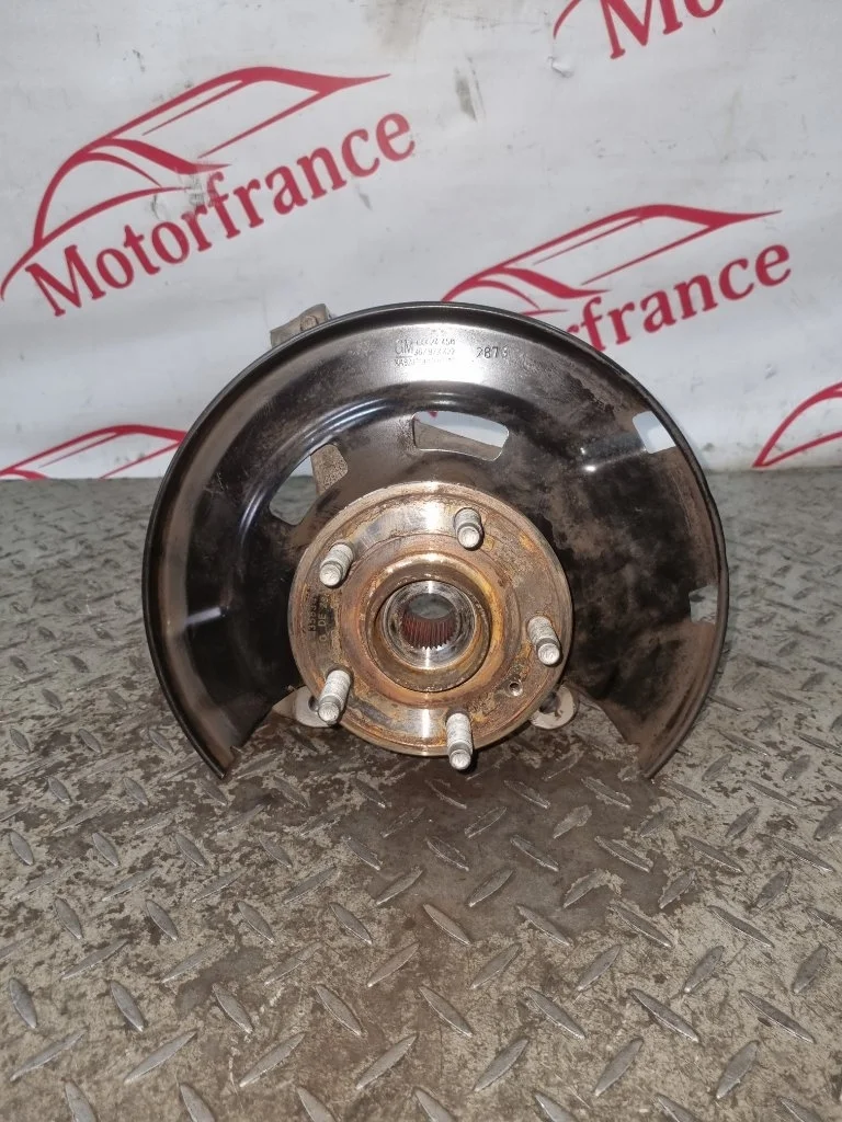 Кулак поворотный Opel Astra 13583478 J A16XER, передний левый