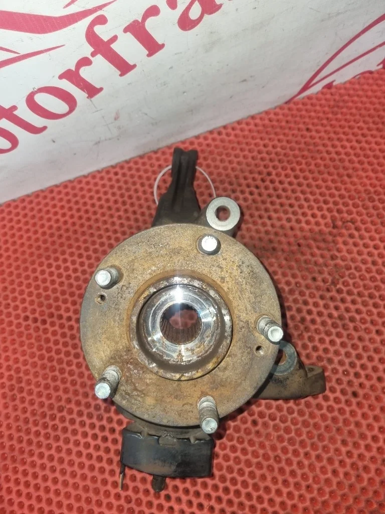 Кулак поворотный Kia Ceed 2011 517152H100 1, передний левый