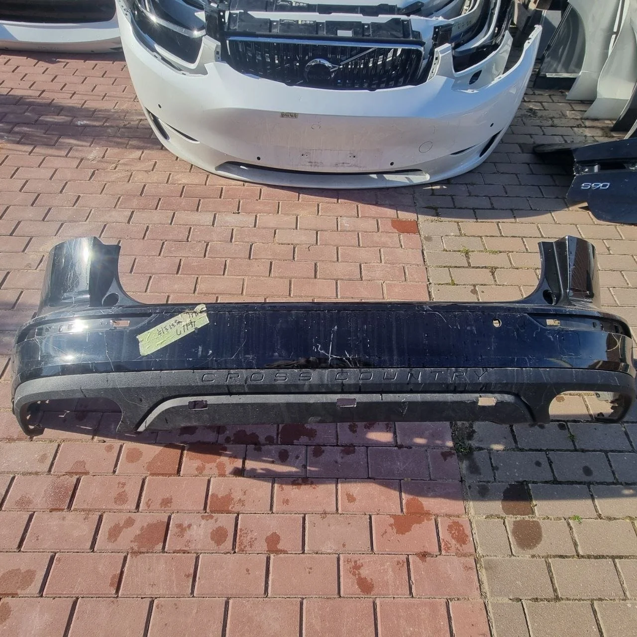 Бампер задний Volvo V60 2017+