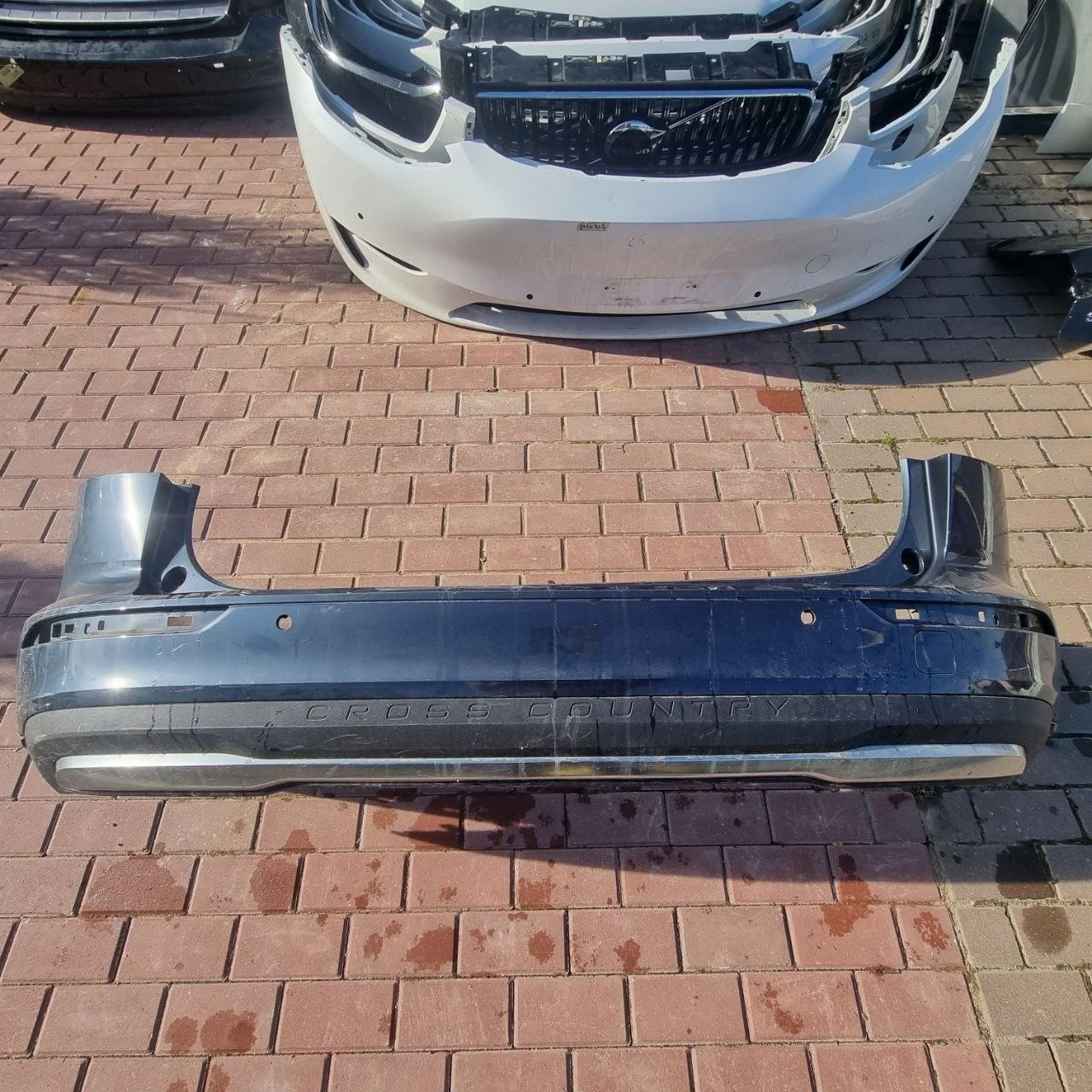 Бампер задний Volvo V60 2017+