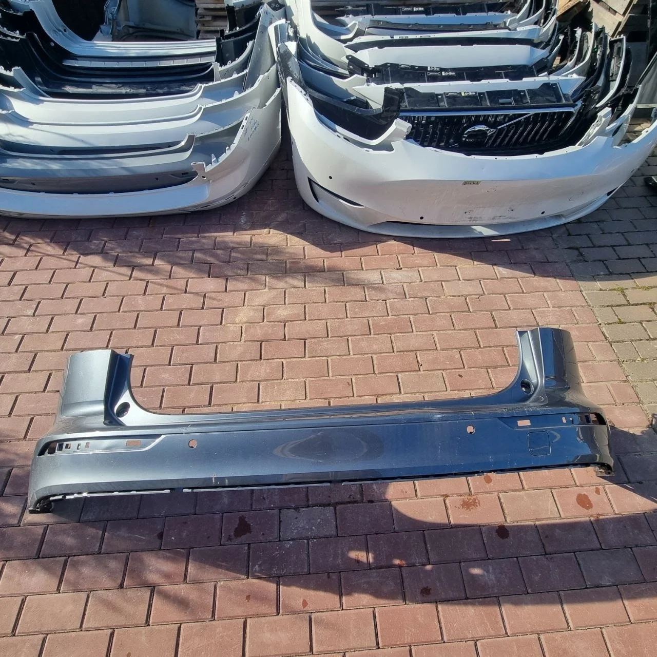 Бампер задний Volvo V60 2017+