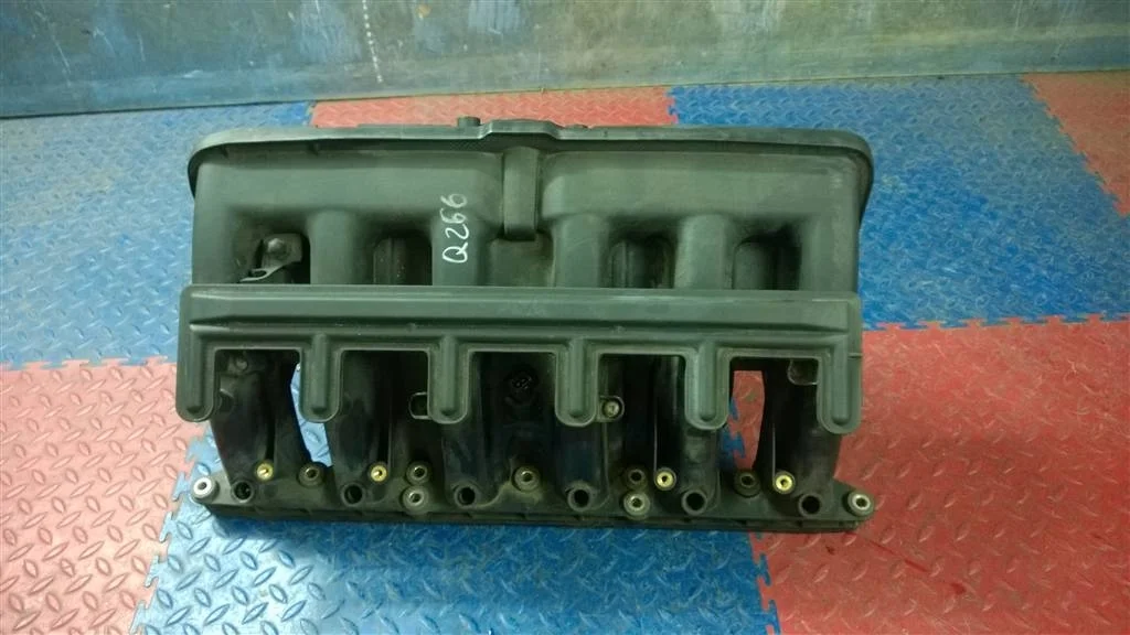 коллектор впускной BMW X5 E53  M54B30 231 лс 3.0i