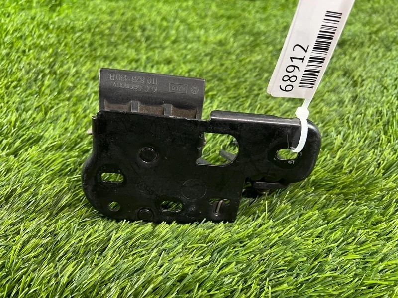 Замок капота Porsche Panamera 2010 1T0823480B 970 M46.20, передний