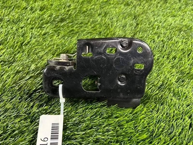 Замок капота Porsche Panamera 2010 1T0823480B 970 M46.20, передний