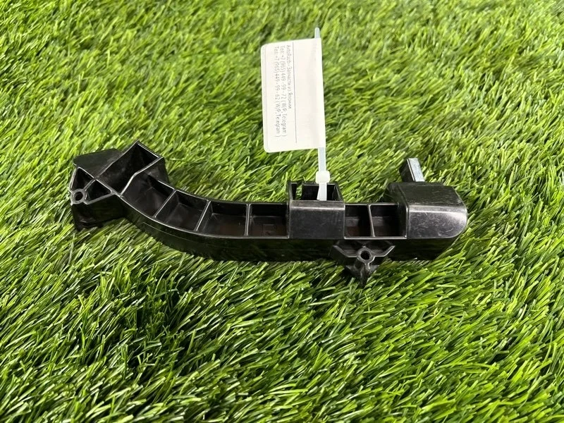 Кронштейн крепления бампера Toyota Land Cruiser Prado 150 5213360160 J150, передний правый