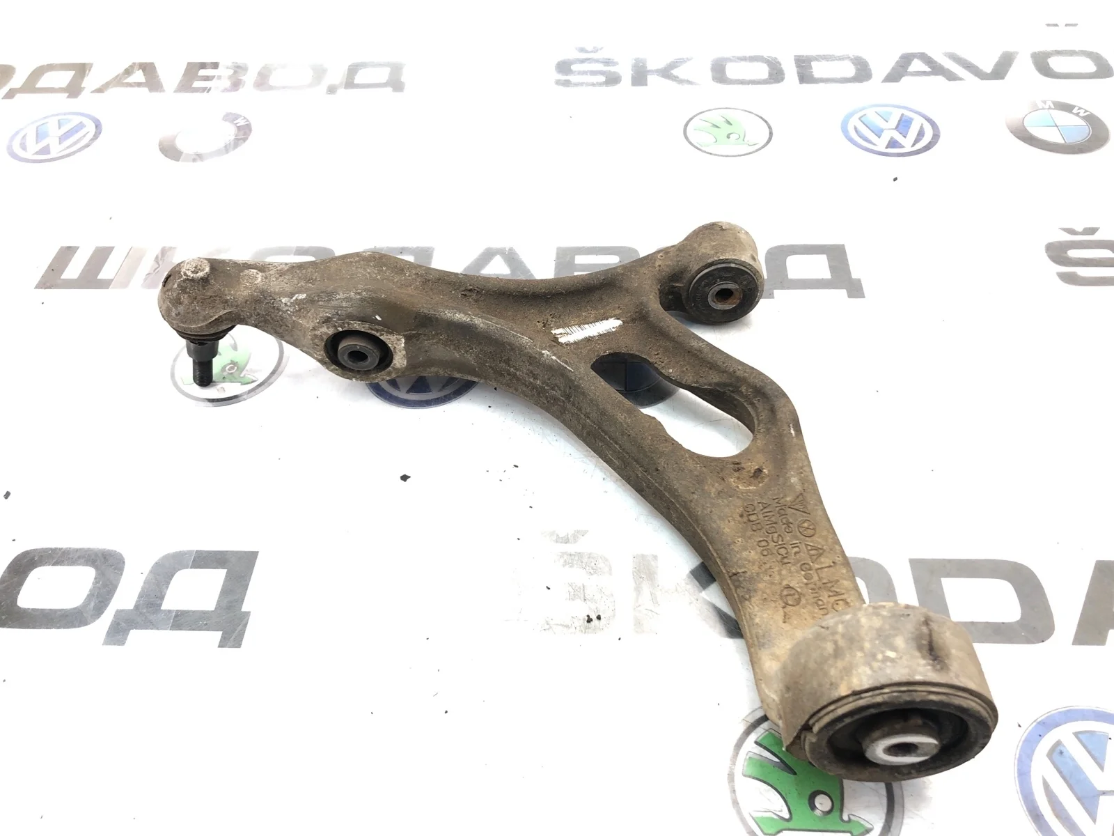 Рычаг подвески Volkswagen Touareg 2014 7P0407151E 2 NF 3.0 CJMA, передний левый