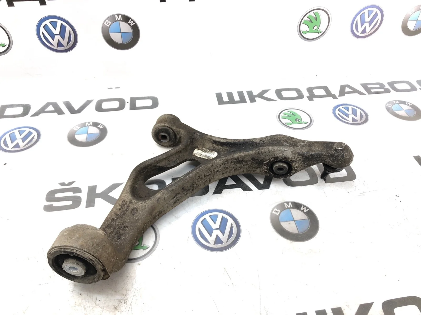 Рычаг подвески Volkswagen Touareg 2014 7P0407152E 2 NF 3.0 CJMA, передний правый