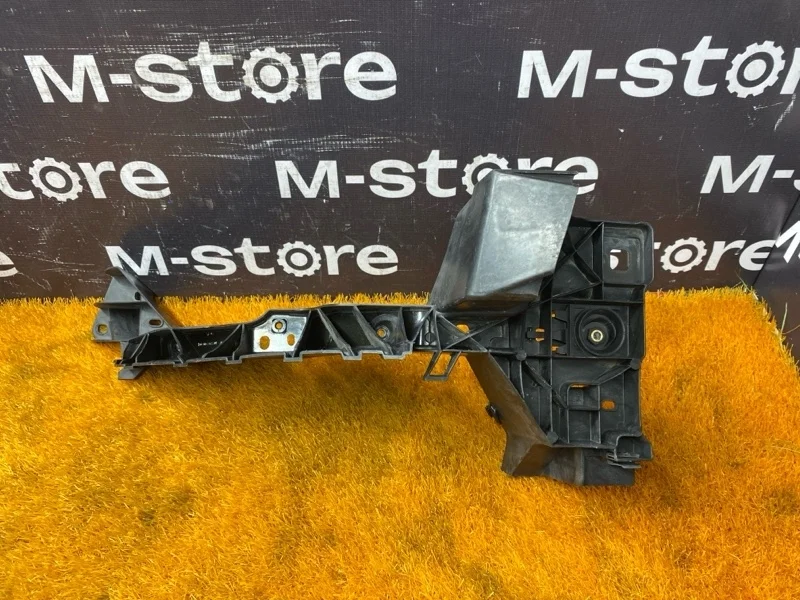 Кронштейн фары Audi Q7 2015 4M0805607 4M CYR, передний левый