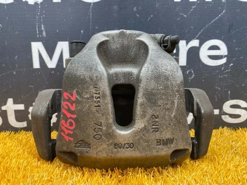 Суппорт BMW X5 2008 34116776784 E70 N52B30A, передний правый