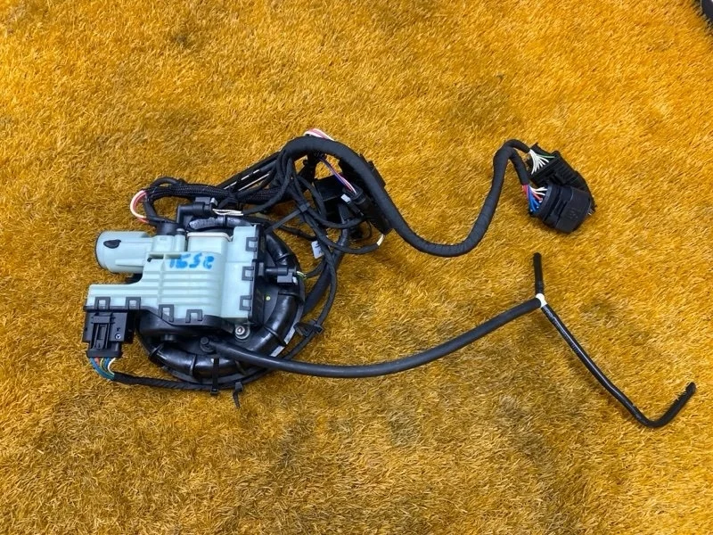 Топливный насос низкого давления Mercedes-Benz M-Class 2012 A0024706894 W166 642.826