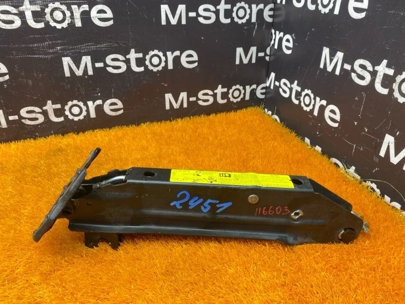 Домкрат Porsche Cayenne 2007 7L0011031B 957 M4851