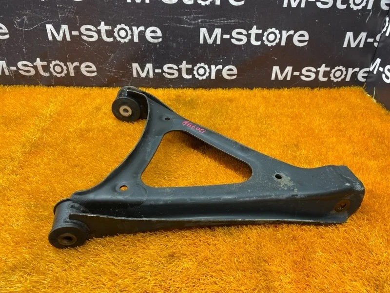 Рычаг подвески нижний Porsche Cayenne 2007 7L0505351AA 957 M4801, задний левый