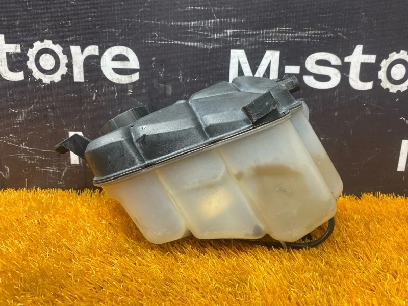 Бачок расширительный Volvo Xc60 2015 6G918K218D2L4A DZ40 B4204T11