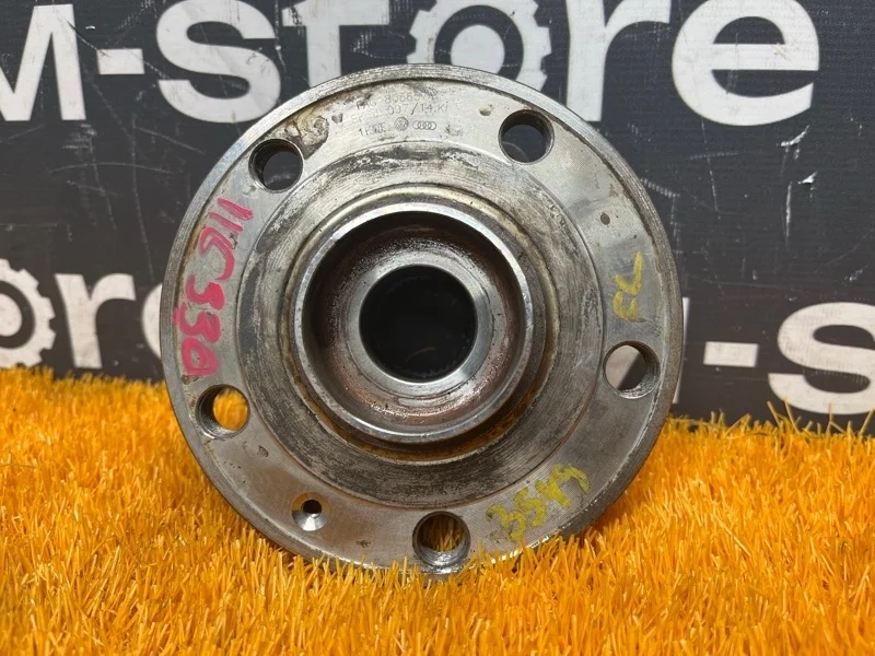 Ступица Volkswagen Tiguan 2013 1K0407621F 5N CTHA, передняя левая