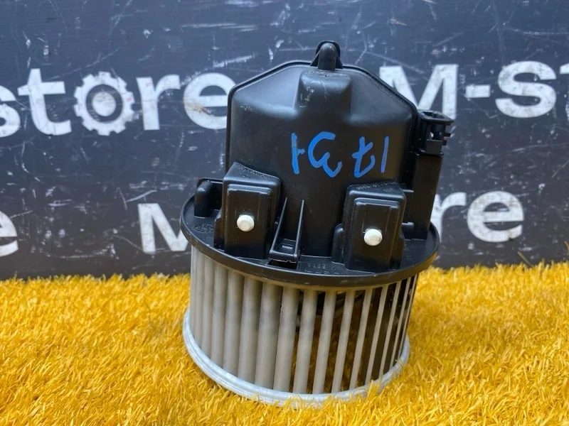 Мотор печки Volvo XC60 2015 6G9N18D413AA DZ40 B4204T11