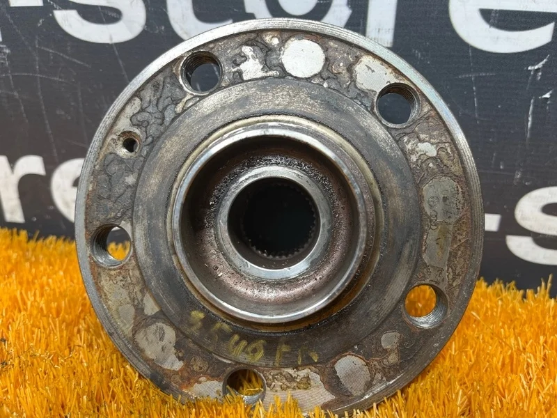 Ступица Volkswagen Tiguan 2013 1K0407621F 5N CTHA, передняя правая