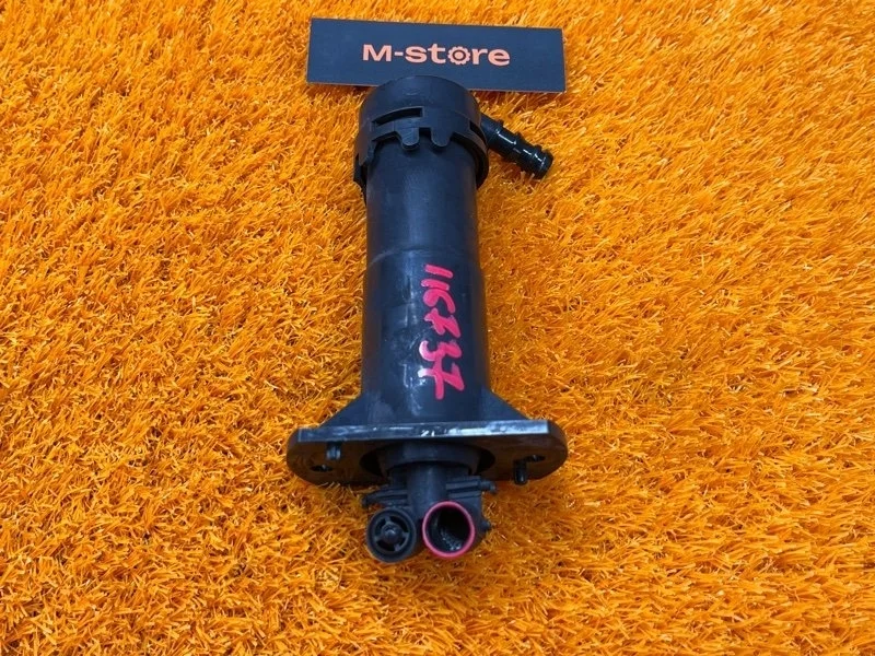 Форсунка омывателя фары Audi Q7 2008 4L0955102 4LB BAR, правая