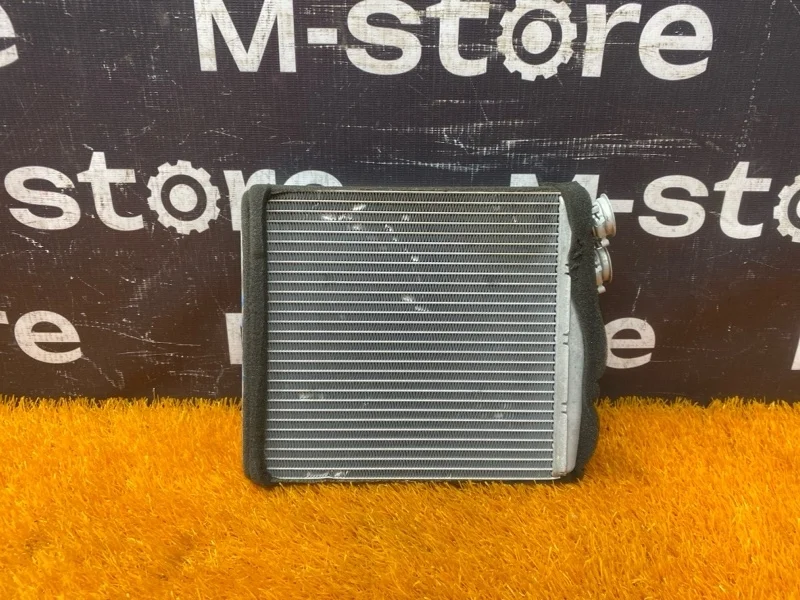 Радиатор печки Volvo Xc60 2011 30767275 DZ44 B4204T6