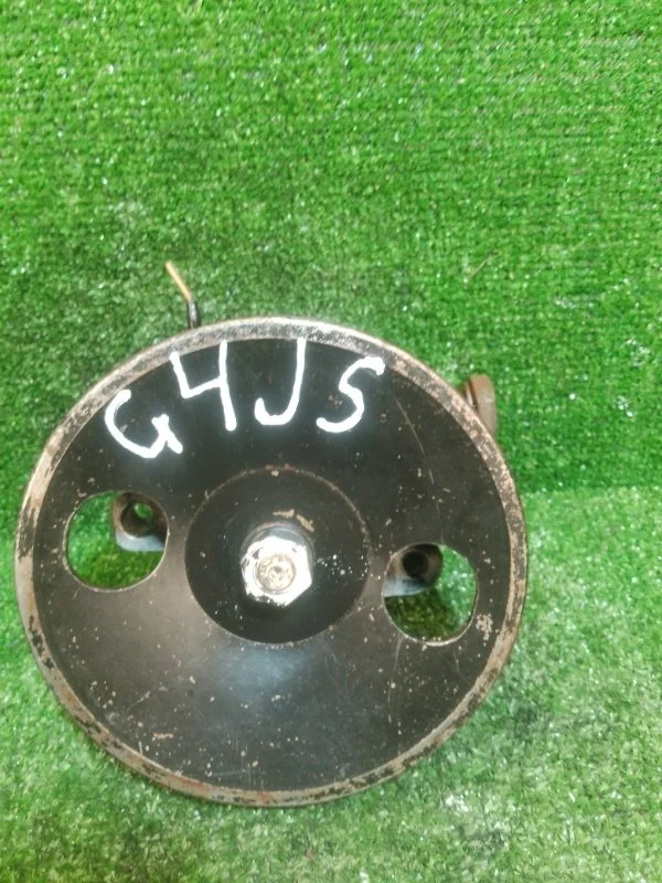 Насос гидроусилителя руля Hyundai Sonata 2013 5710026200 G4JS 2.4