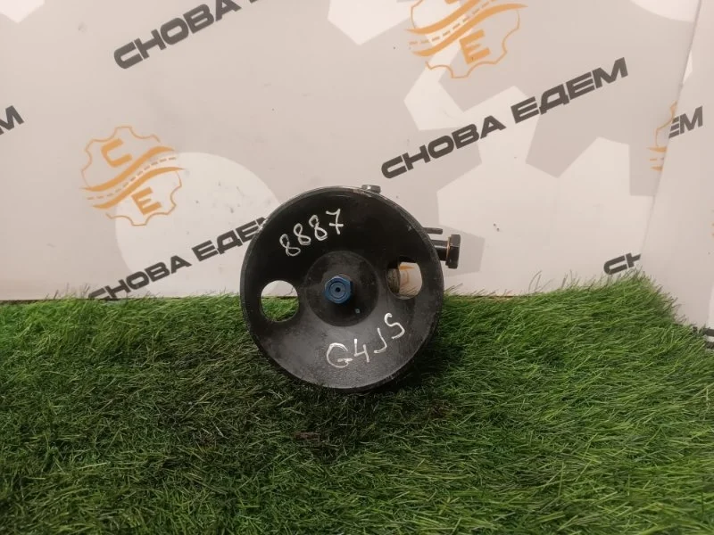 Насос гидроусилителя руля Hyundai Santa Fe 5710038100 SM G4JS 2.4