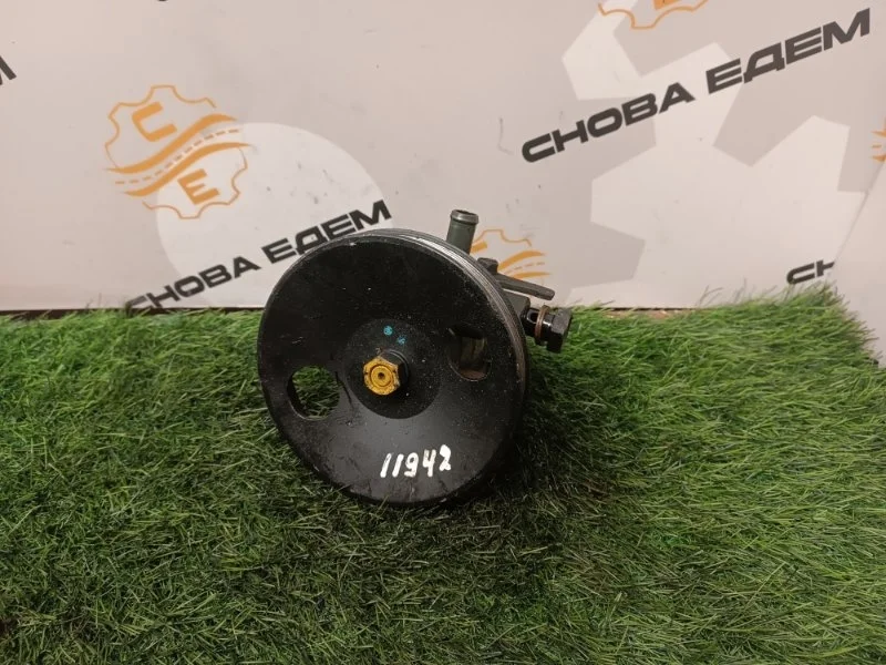 Насос гидроусилителя руля Hyundai Sonata 571003A000 G4JP 2.0