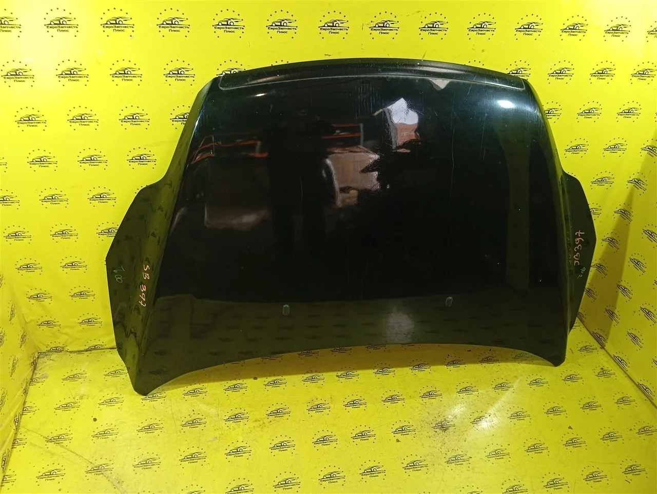 Капот Ford Focus 2 1521601