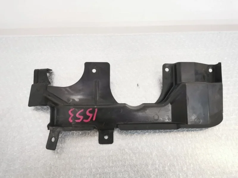 Защита кожух рулевого механизма BMW X5 2011 51757160238 E70 N55B30, передняя правая