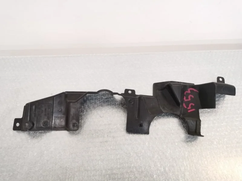 Защита кожух рулевого механизма BMW X5 2011 51757160237 E70 N55B30, передняя левая