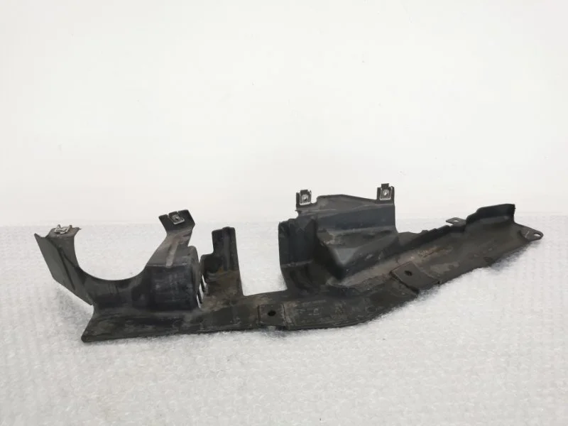 Защита кожух рулевого механизма BMW X5 2012 51757160240 E70 N55B30, передняя правая