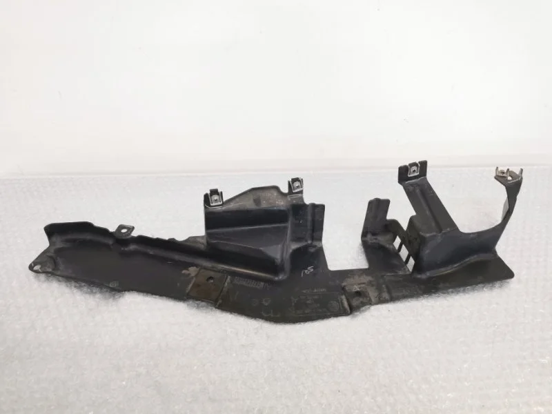 Защита кожух рулевого механизма BMW X5 2012 51757160239 E70 N55B30, передняя левая