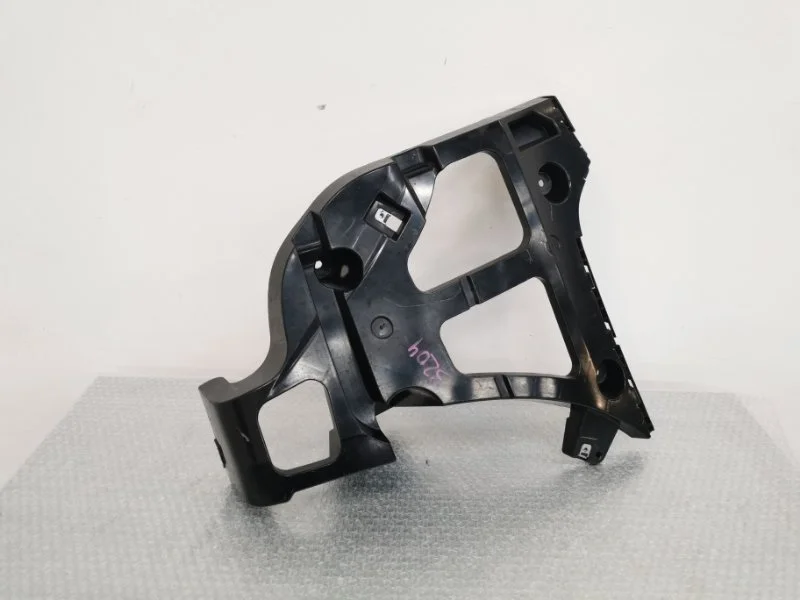 Кронштейн бампера BMW X5 2012 51127227758 E70 N55B30, задний правый
