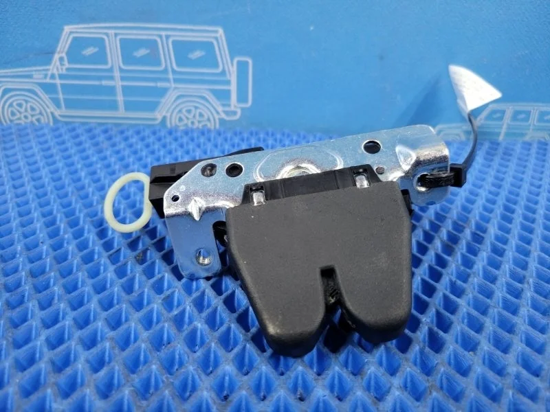 Замок багажника Mercedes-Benz CLA-class W117