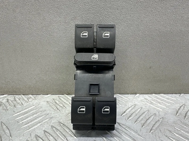 Кнопки стеклоподъемников Volkswagen Passat B6