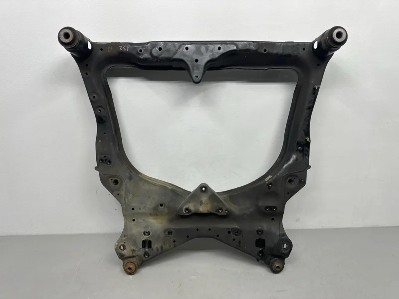 Подрамник Nissan Teana J32
