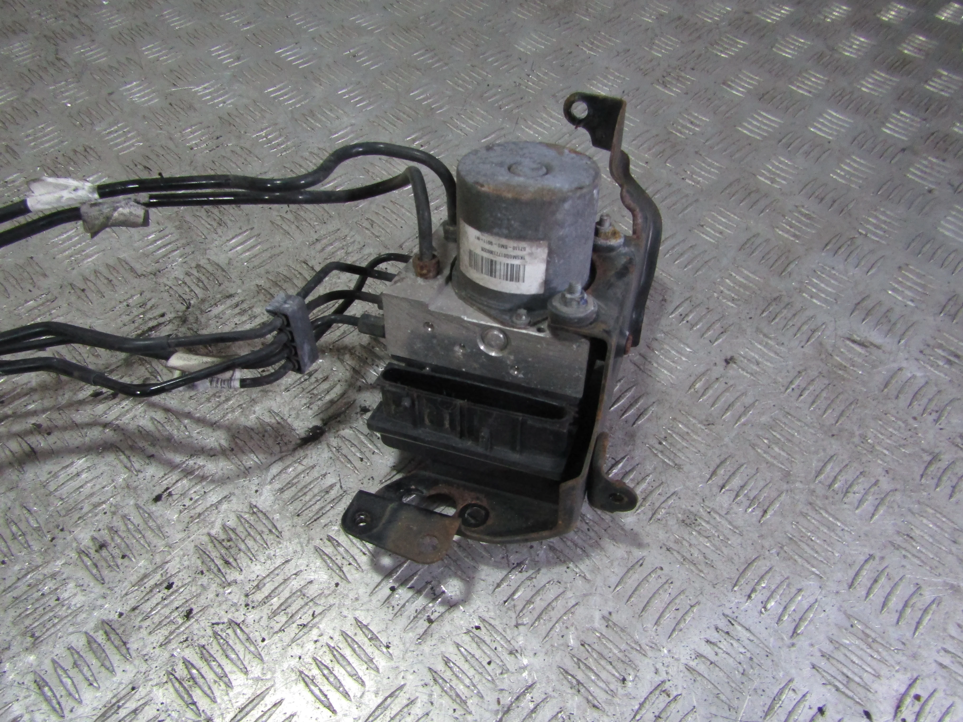 Блок ABS (насос) HONDA Civic VIII (2005—2009)