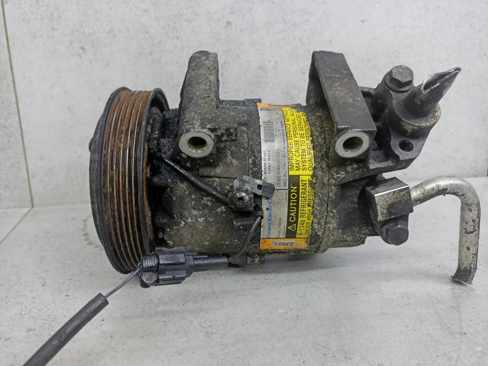 Компрессор кондиционера Nissan Primera P12