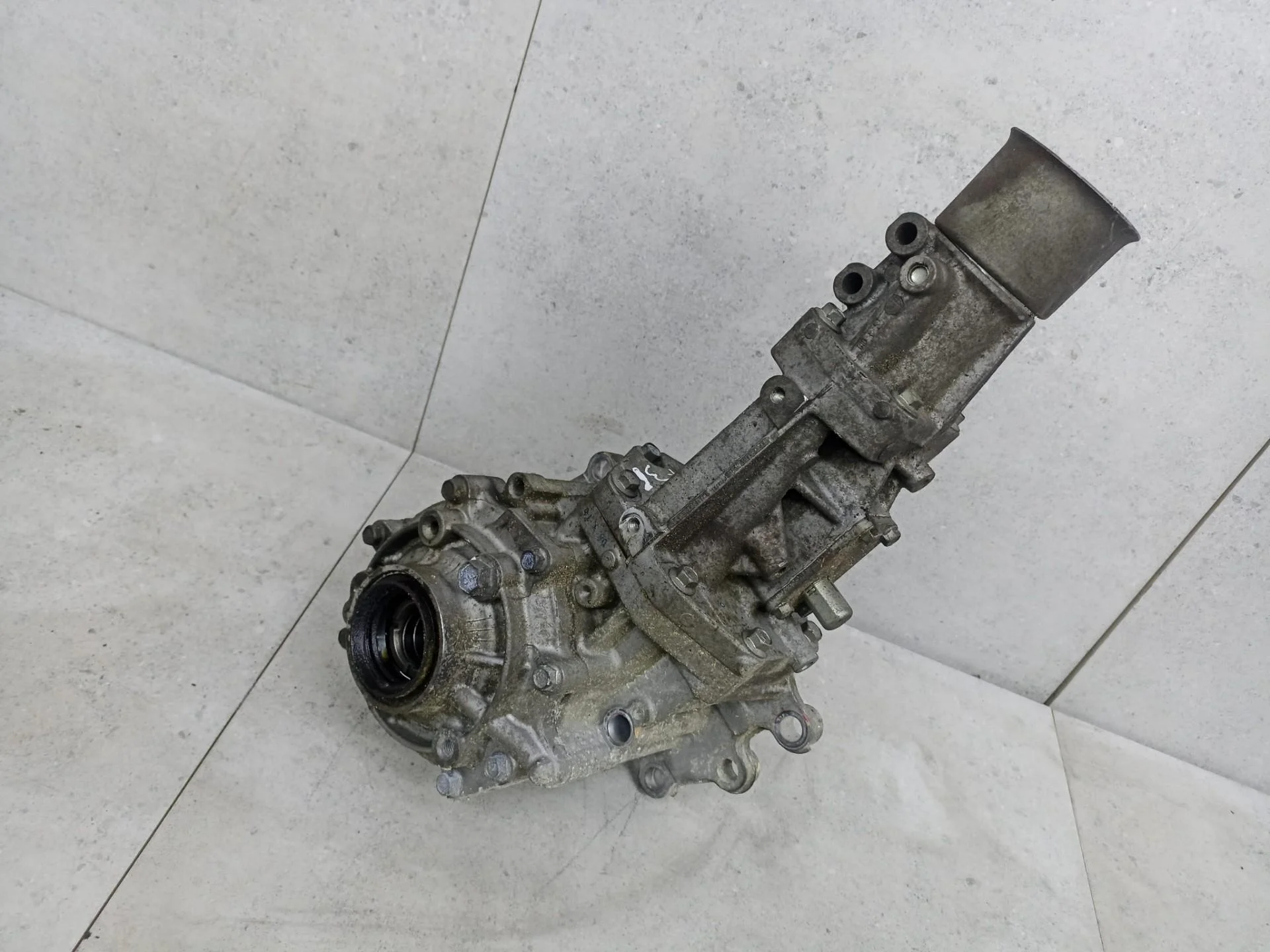 Раздаточная коробка Mitsubishi Outlander 2 рест.