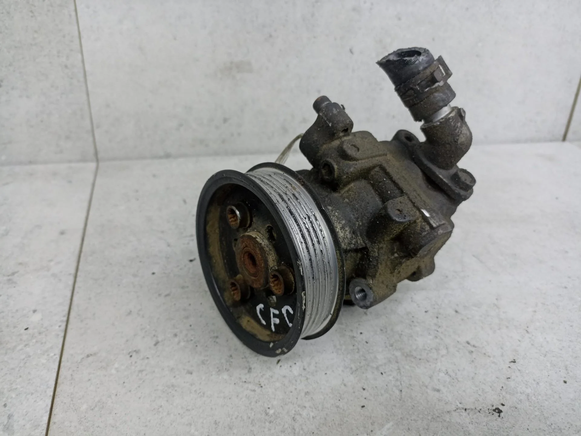 Насос гидроусилителя руля Volkswagen Transporter