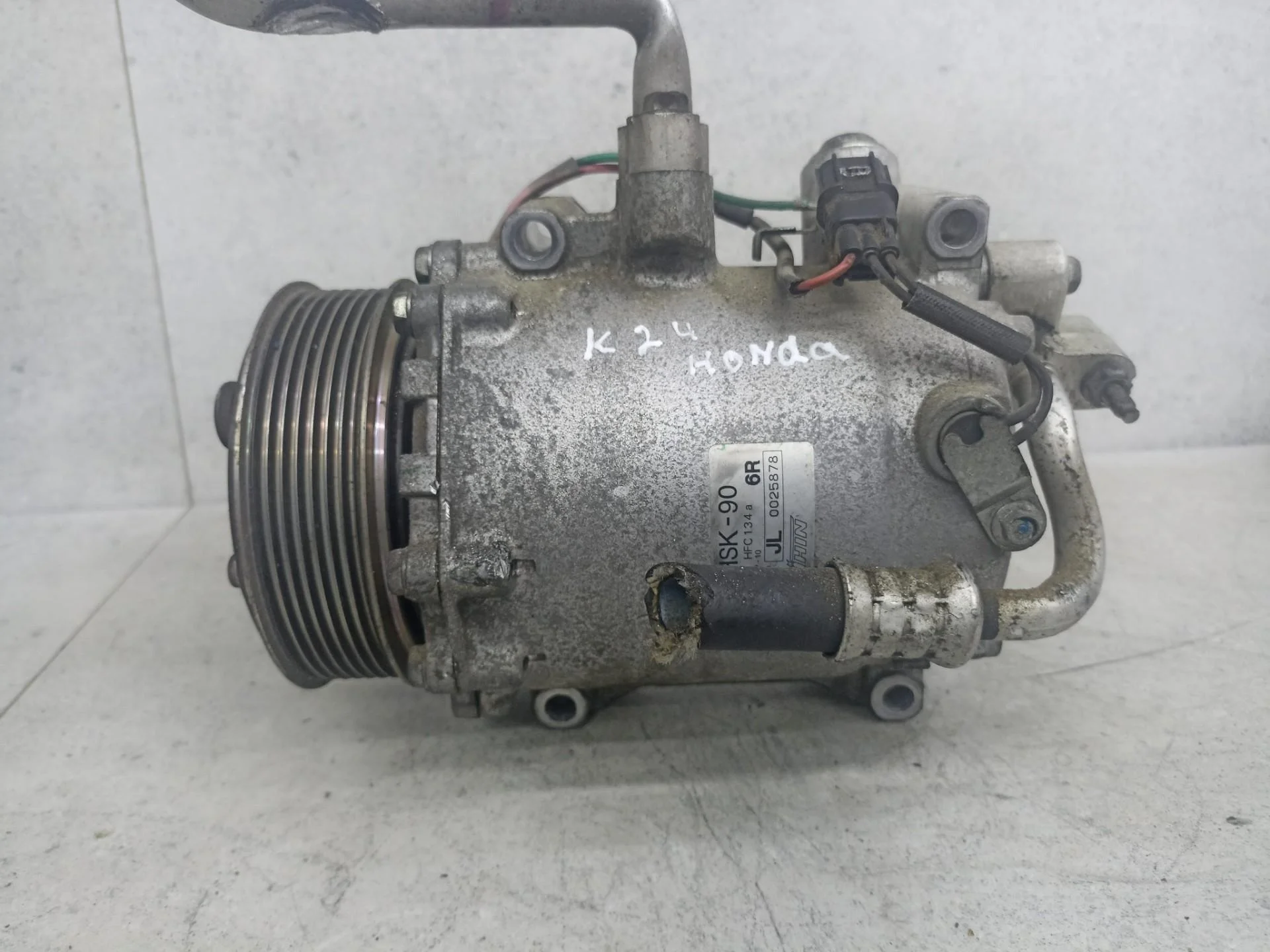 Компрессор кондиционера Honda Accord 8 38810RL6G01