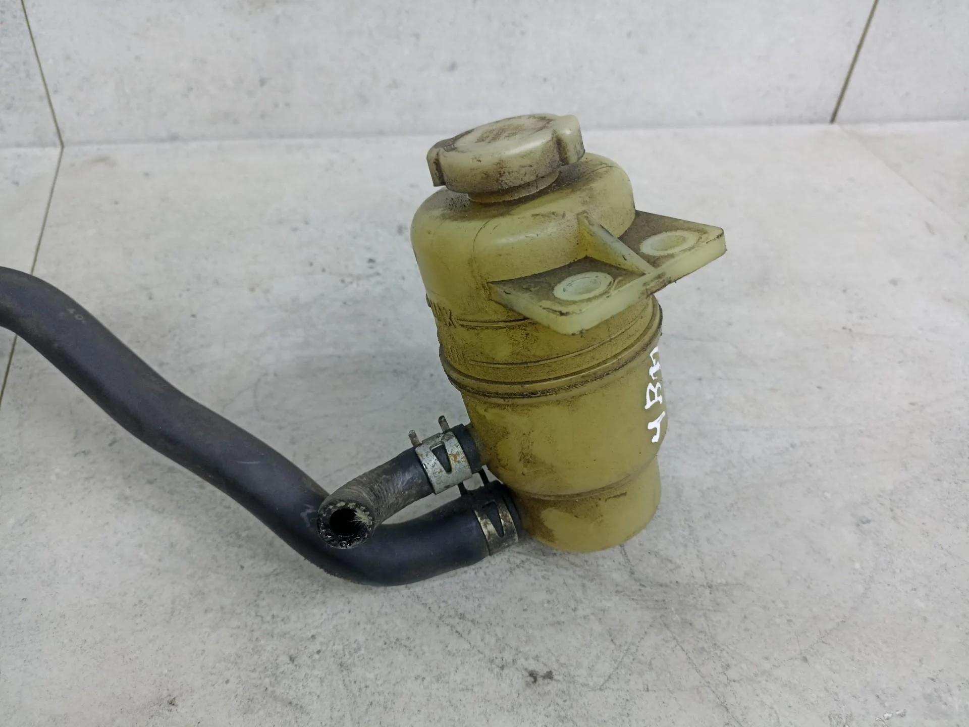 Бачок гидроусилителя Mitsubishi Outlander 2 рест.