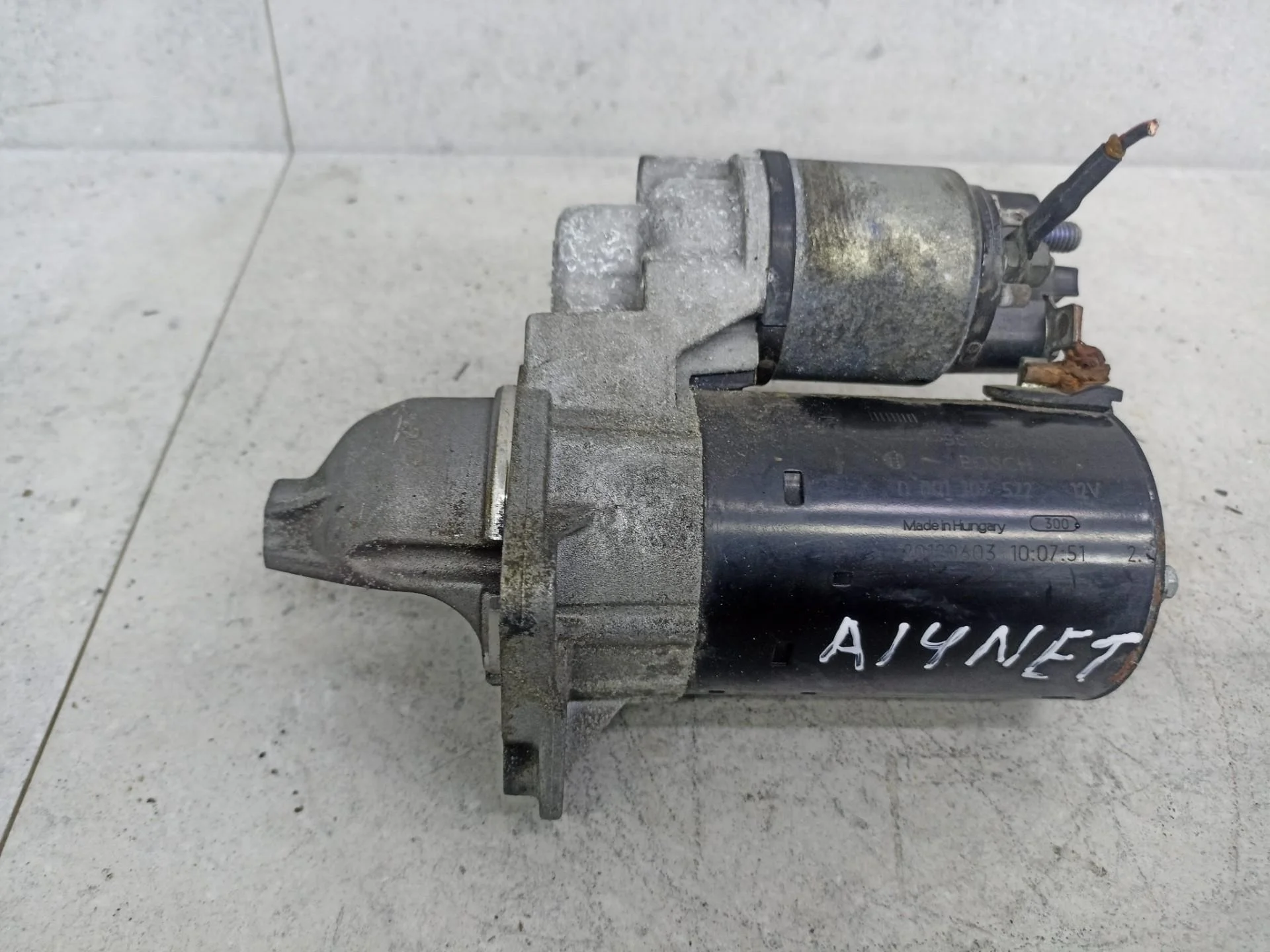 Стартер Opel Astra J 2010 55578921