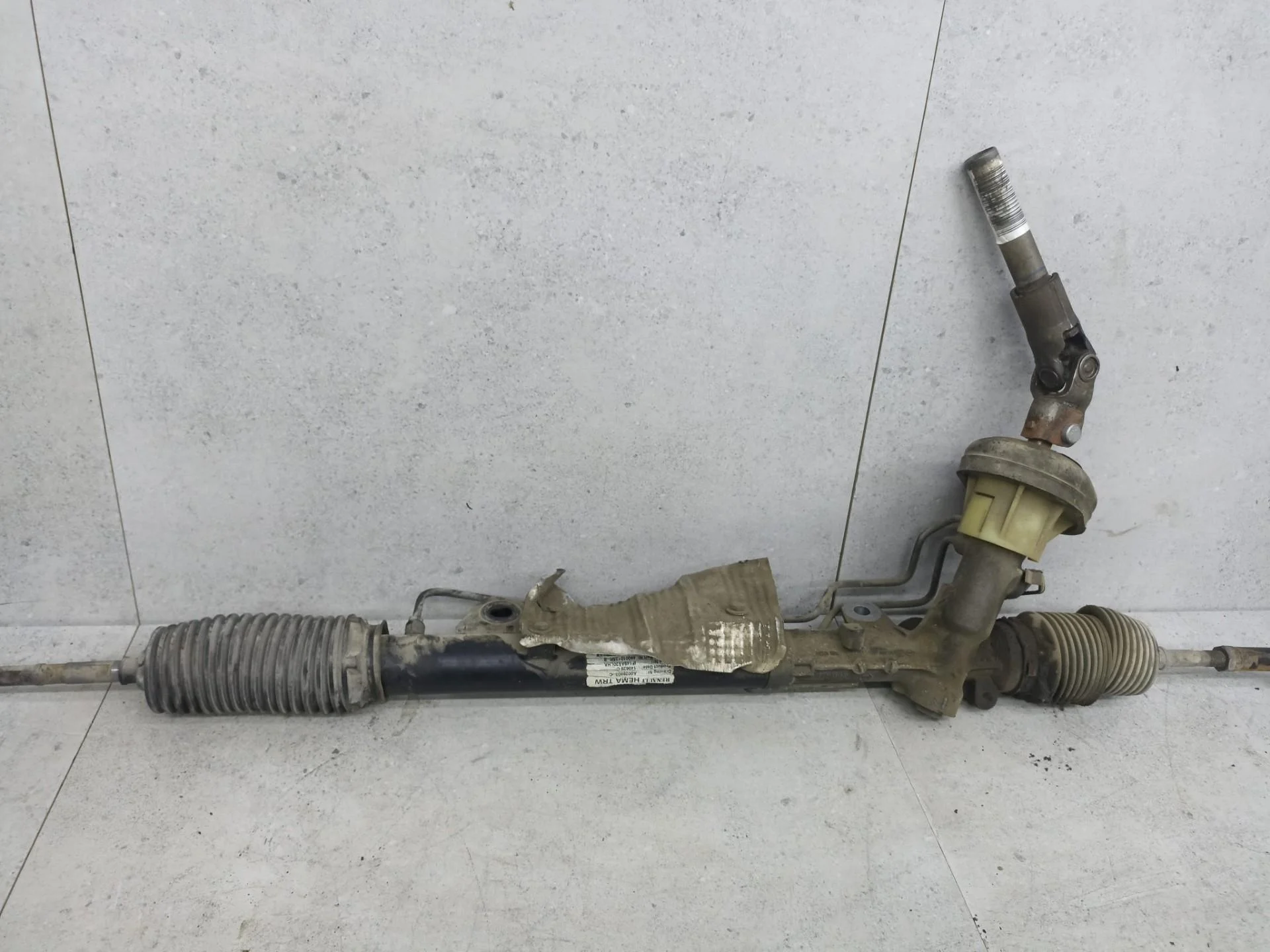 Рулевая рейка Renault Duster 2015 490010125R