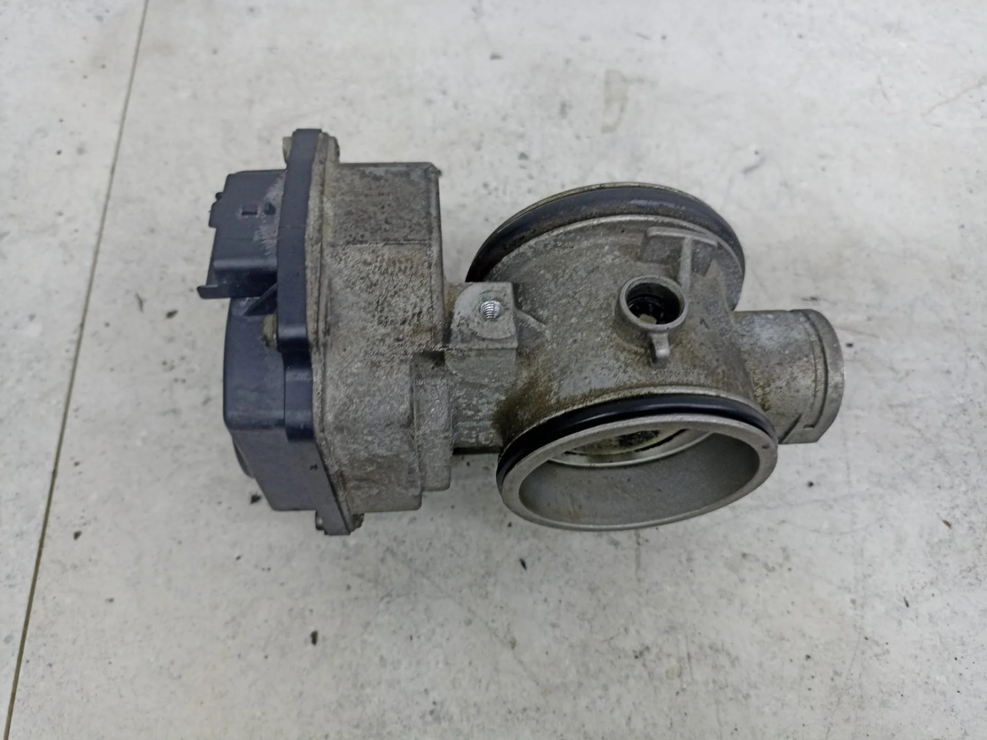 Дроссельная заслонка Renault Logan рест. 2014