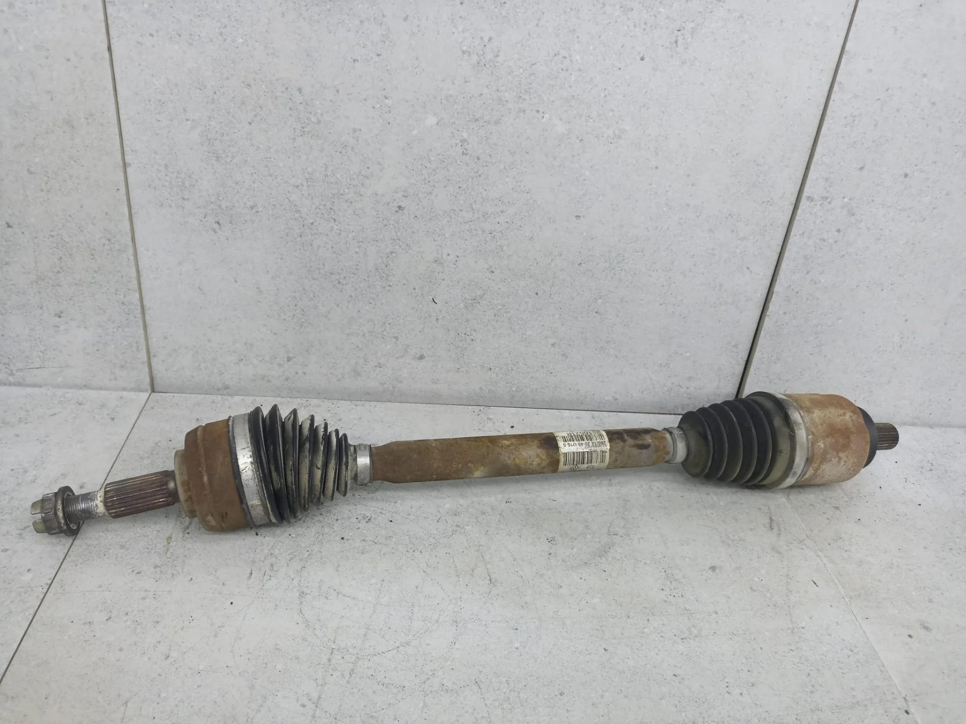 Полуось левая Renault Duster 2013 391016521R