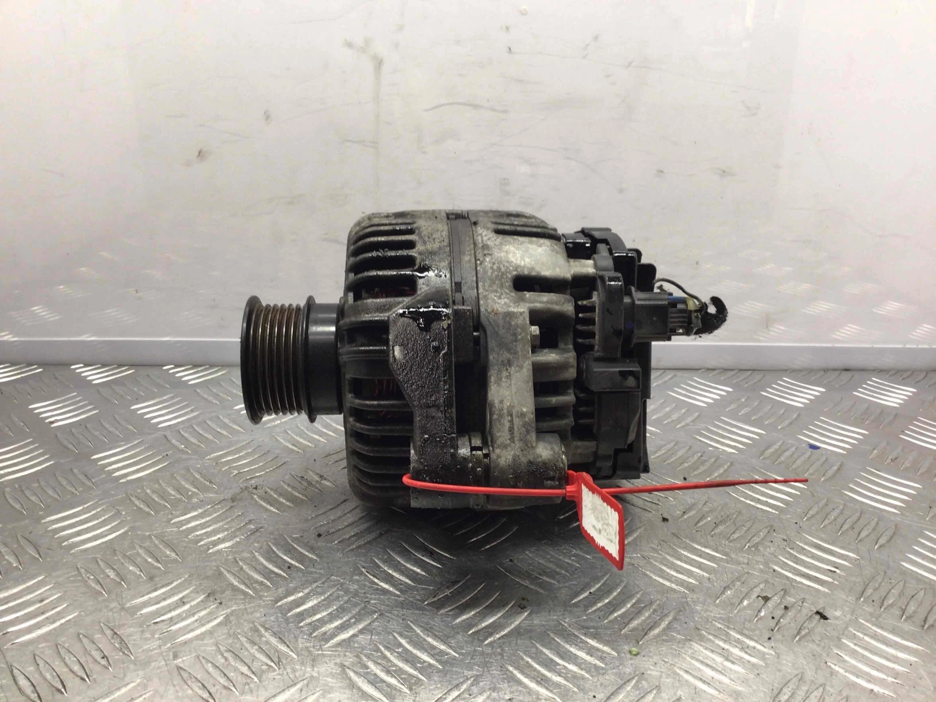 Генератор Opel Vectra C (2002-2005) дизель 1.9 CDI Механика Универсал