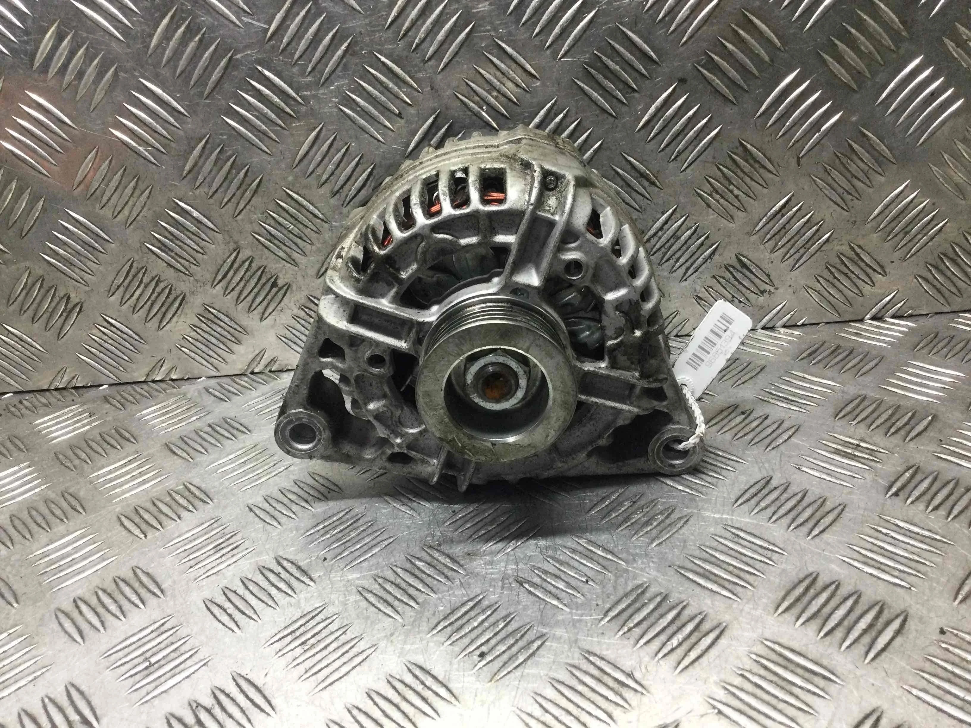 Генератор Opel Meriva 1 поколение [рестайлинг] 2004 - 2010 бензин 1.4 i Механика Х/б