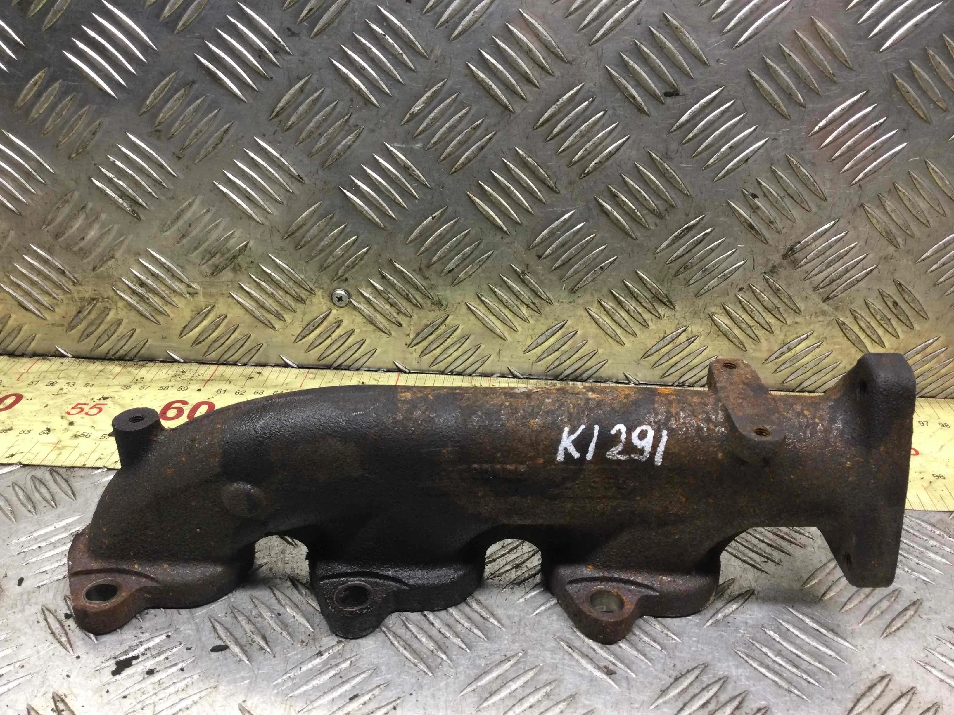 Коллектор выпускной Audi A6 C6/4F (2004-2008) дизель 3.0 TDI Автомат