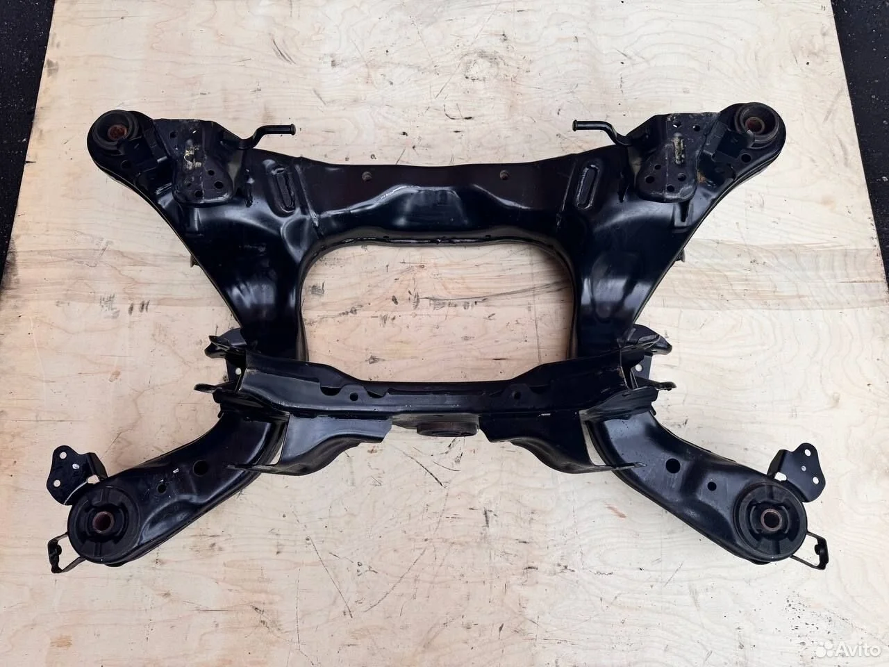 Подрамник задний балка задняя infiniti m37 y51